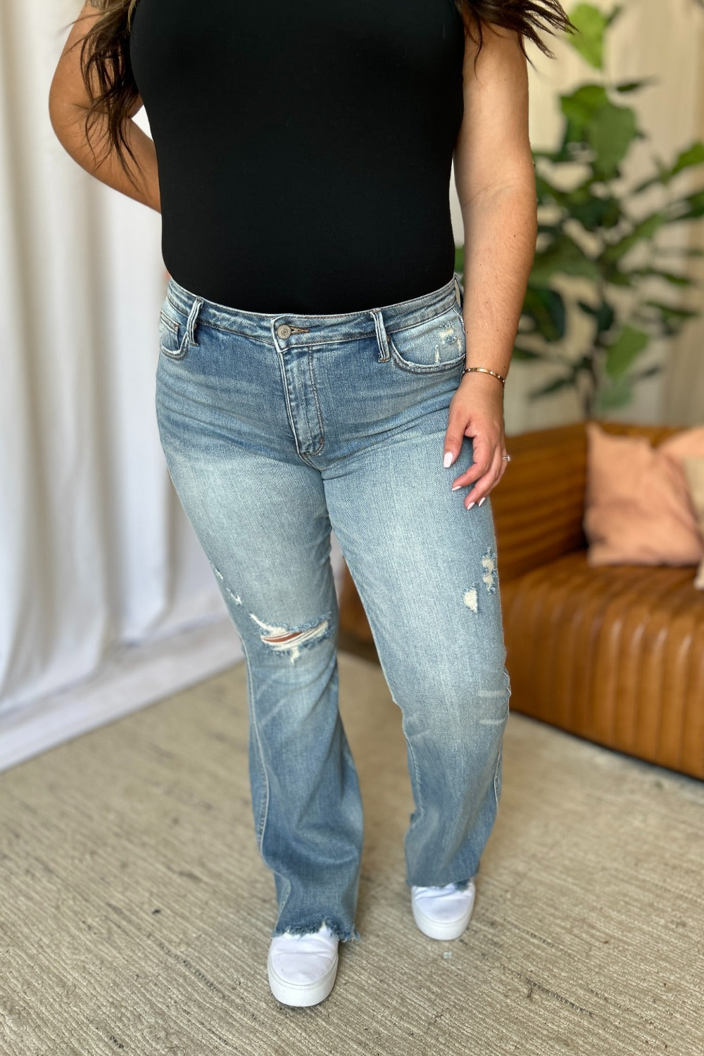 Hazel Blues® | Judy Blue Medium Rise Tummy Control Destroy Flare