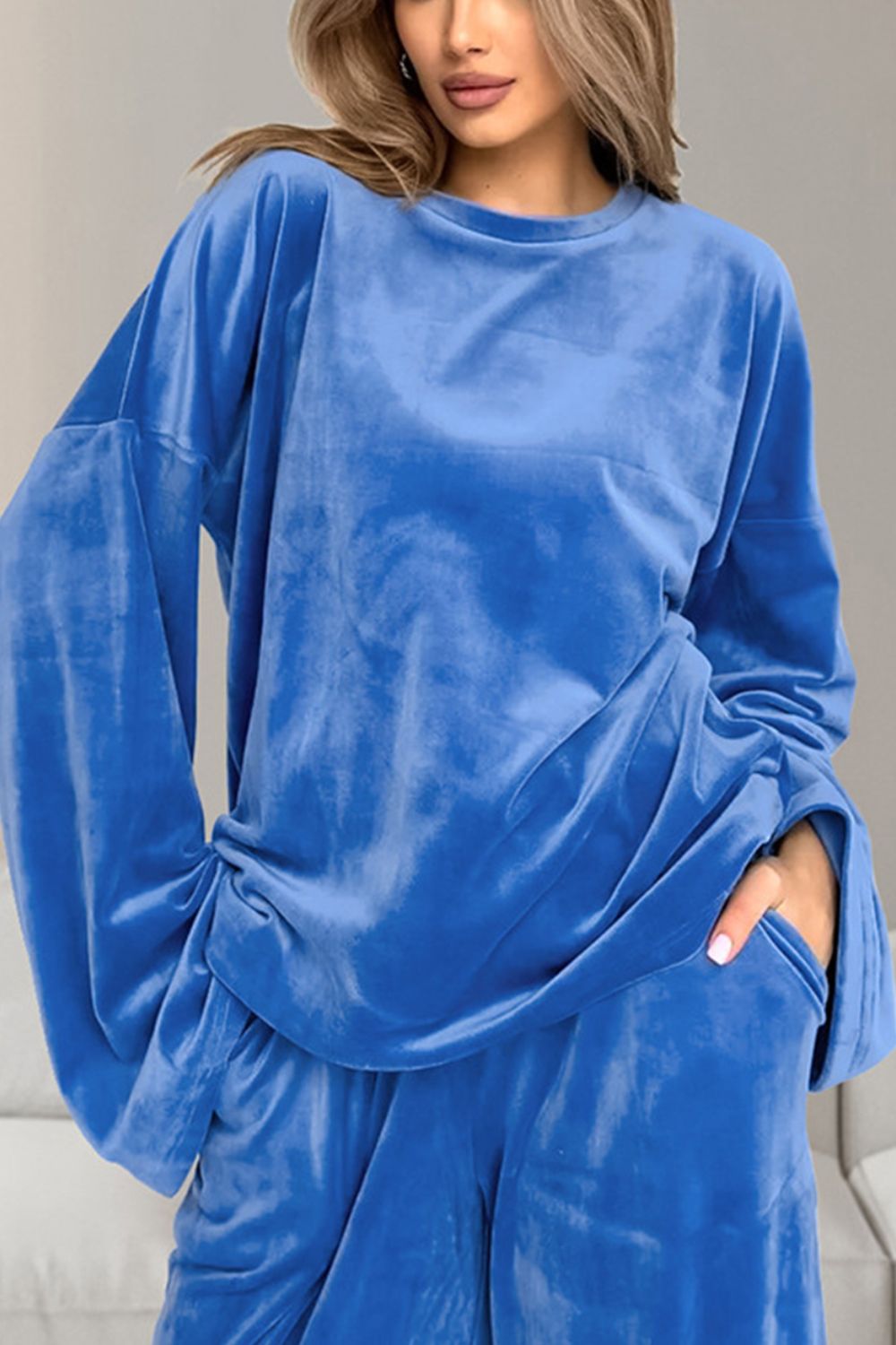 Hazel Blues® | Buttery-Soft Round Neck Long Sleeve Top and Drawstring Pants Set