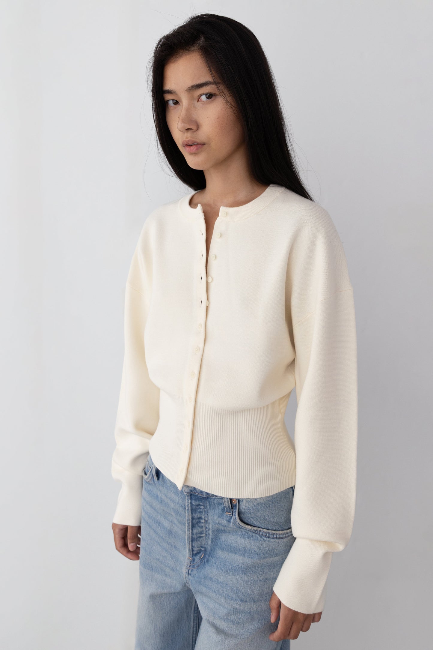 CINCHED WAIST BUTTON FRONT CARDIGAN