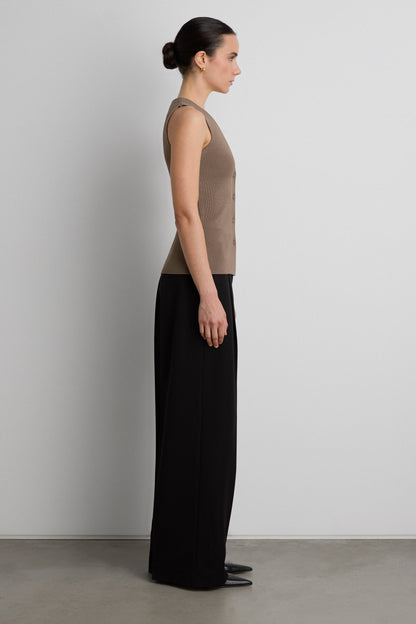 SLEEVELESS BUTTON FRONT KNIT TOP