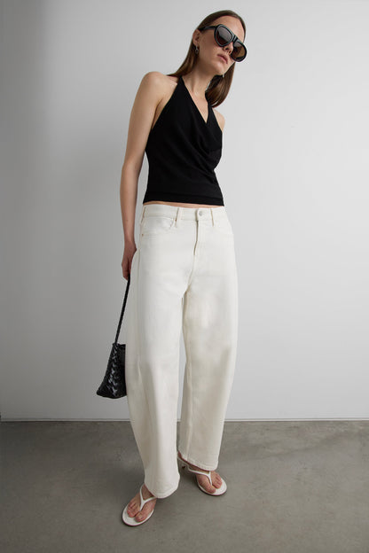 MID-RISE CURVED WAIST BARREL LEG PANT