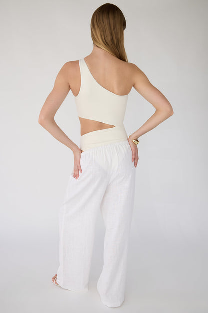 ONE SHOULDER ONE-PIECE SWIMSUIT WITH CUTOUT