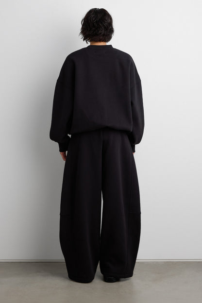 FLEECE STUDIO CREWNECK SWEATSHIRT WITH POCKETS