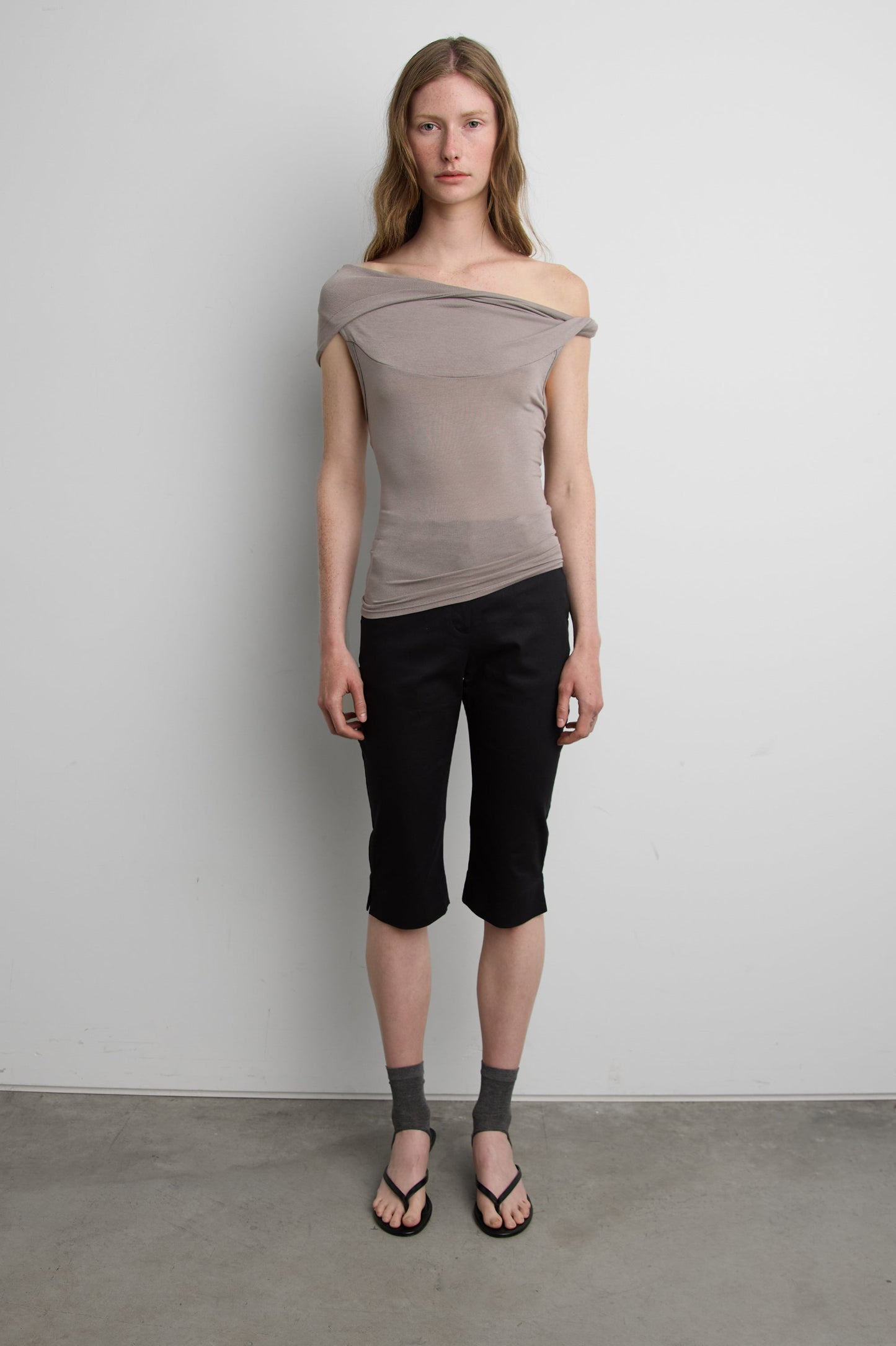 DRAPED COWL NECK SLEEVELESS TOP